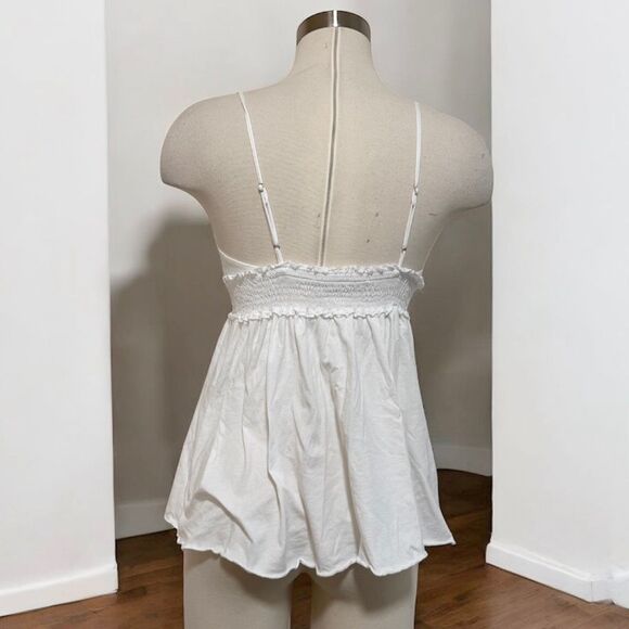 BCBG Y2K White Tank Top XXS Wrap Smocked - Picture 3 of 6